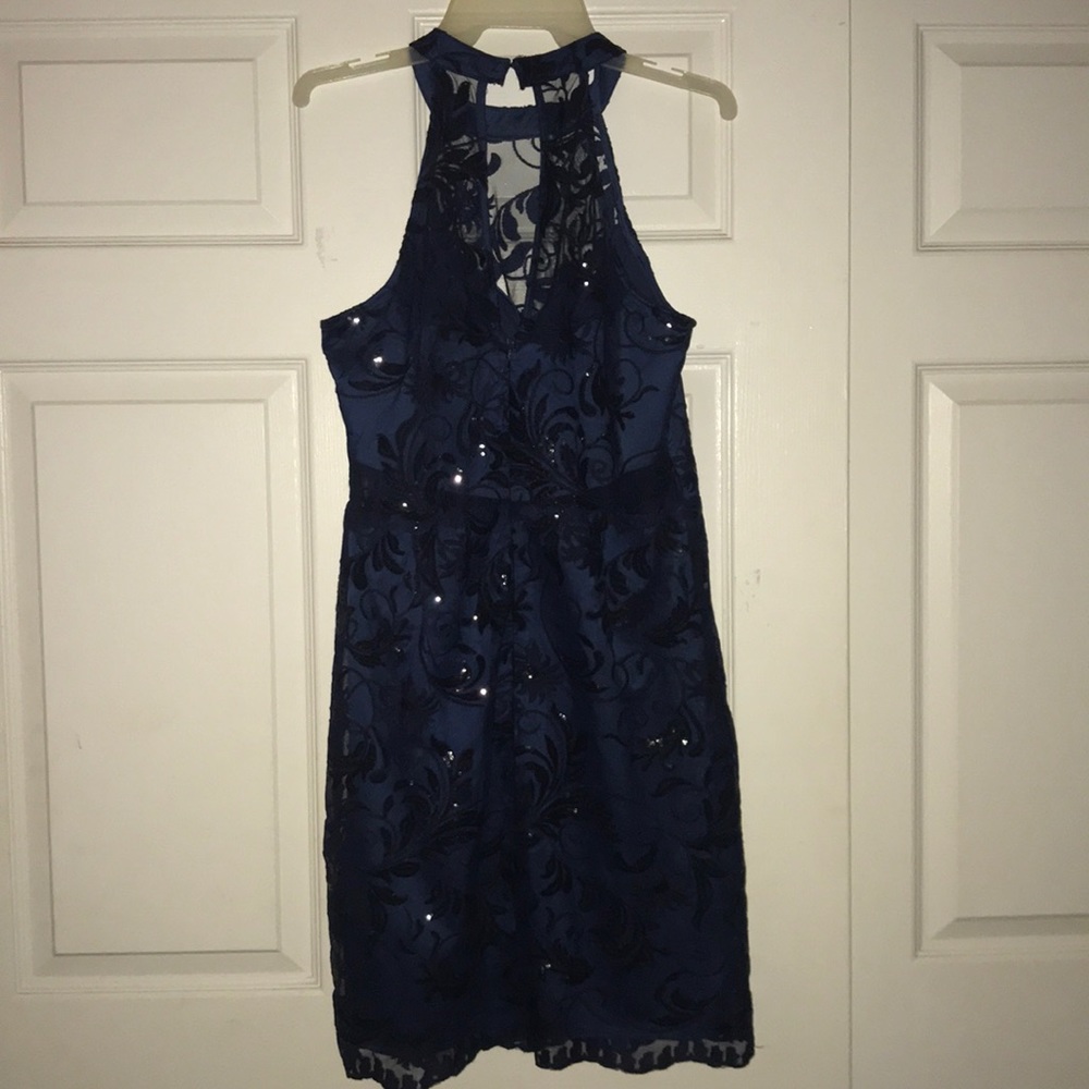 Blue Dress - Picture 4 of 5